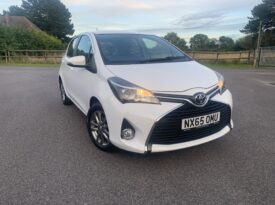 SOLD – Toyota Yaris 1.33 Dual VVT-i Icon Euro 5 5dr Euro 5