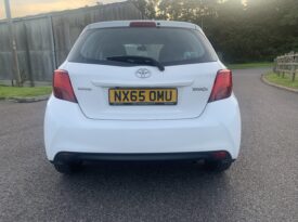 SOLD – Toyota Yaris 1.33 Dual VVT-i Icon Euro 5 5dr Euro 5