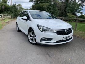 Vauxhall Astra 1.4i Turbo SRi Nav Euro 6 5dr