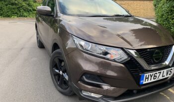 
									Nissan Qashqai 1.2 DIG-T Acenta Euro 6 (s/s) 5dr full								