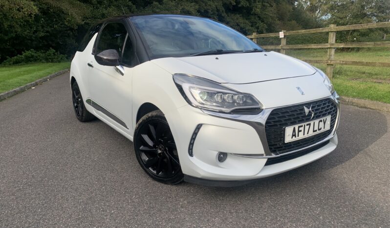 DS AUTOMOBILES DS 3 1.2 PureTech Givenchy Le Makeup Euro 6 (s/s) 3dr AF17LCY  2017 (17)  64,470 miles Petrol Manual White 2 owners Car ULEZ