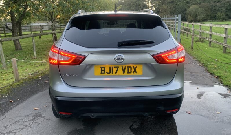 Nissan Qashqai 1.5 dCi N-Connecta 2WD Euro 6 (s/s) 5dr BJ17VDX  2017 (17)  65,400 miles Diesel Manual Silver 2 owners Car ULEZ