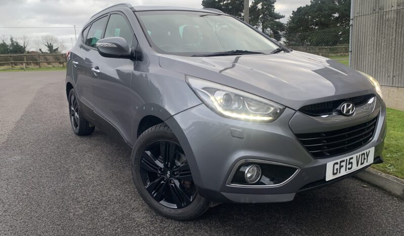 Hyundai ix35 2.0 CRDi Premium 4WD Euro 5 5dr GF15VDY  2015 (15)  35,025 miles Diesel Manual Grey 2 owners Car