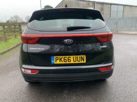 Kia Sportage 1.7 CRDi 3 Euro 6 (s/s) 5dr PK66UUN  2016 (66)  78,800 miles Diesel Manual Black 2 owners Car ULEZ