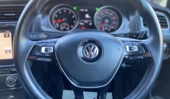
									Volkswagen Golf 1.4 TSI BlueMotion Tech SE Nav Euro 6 (s/s) 5dr VX67OCP  2017 (67)  79,077 miles Petrol Manual Black 3 owners Car ULEZ full								