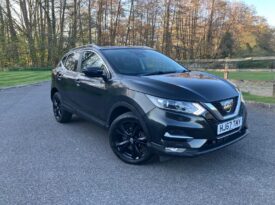 Nissan Qashqai 1.2 DIG-T N-Connecta Euro 6 (s/s) 5dr HJ67TMY  2017 (67)  56,200 miles Petrol Manual Black 2 owners Car ULE