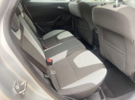 Ford Focus 1.6 TDCi Zetec S Euro 5 (s/s) 5dr