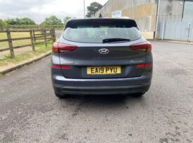 Hyundai TUCSON 1.6 GDi SE Nav Euro 6 (s/s) 5dr EA19PYU  2019 (19)  77,355 miles Petrol Manual Grey 2 owners Car ULEZ